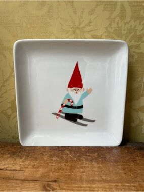 Paper Source Holiday Ski Gnome Plate / Trinket Tray